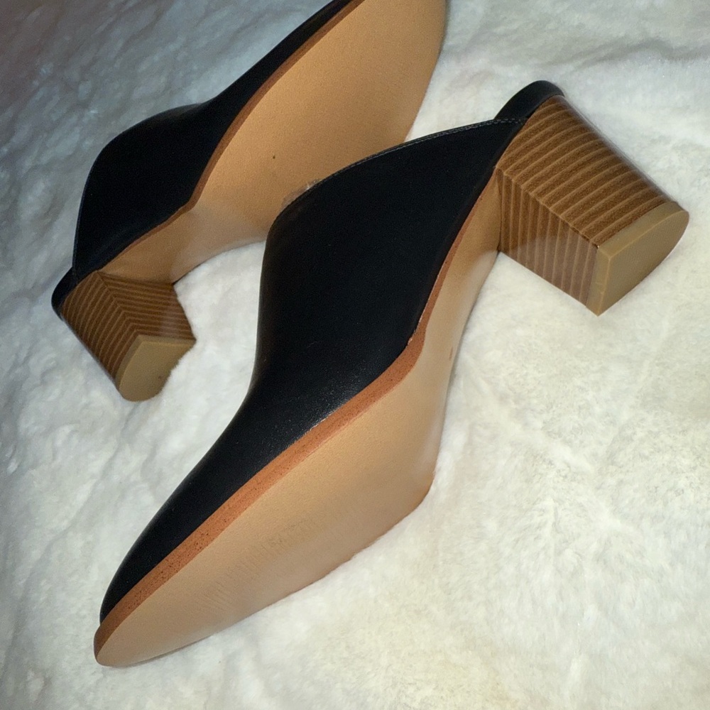 Black Leather Mules with Tan Heel - Picture 5 of 5